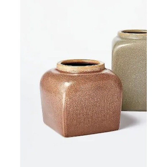Modern Brown Ceramic Vase - Threshold designed with Studio McGee - Picture 3 of 6